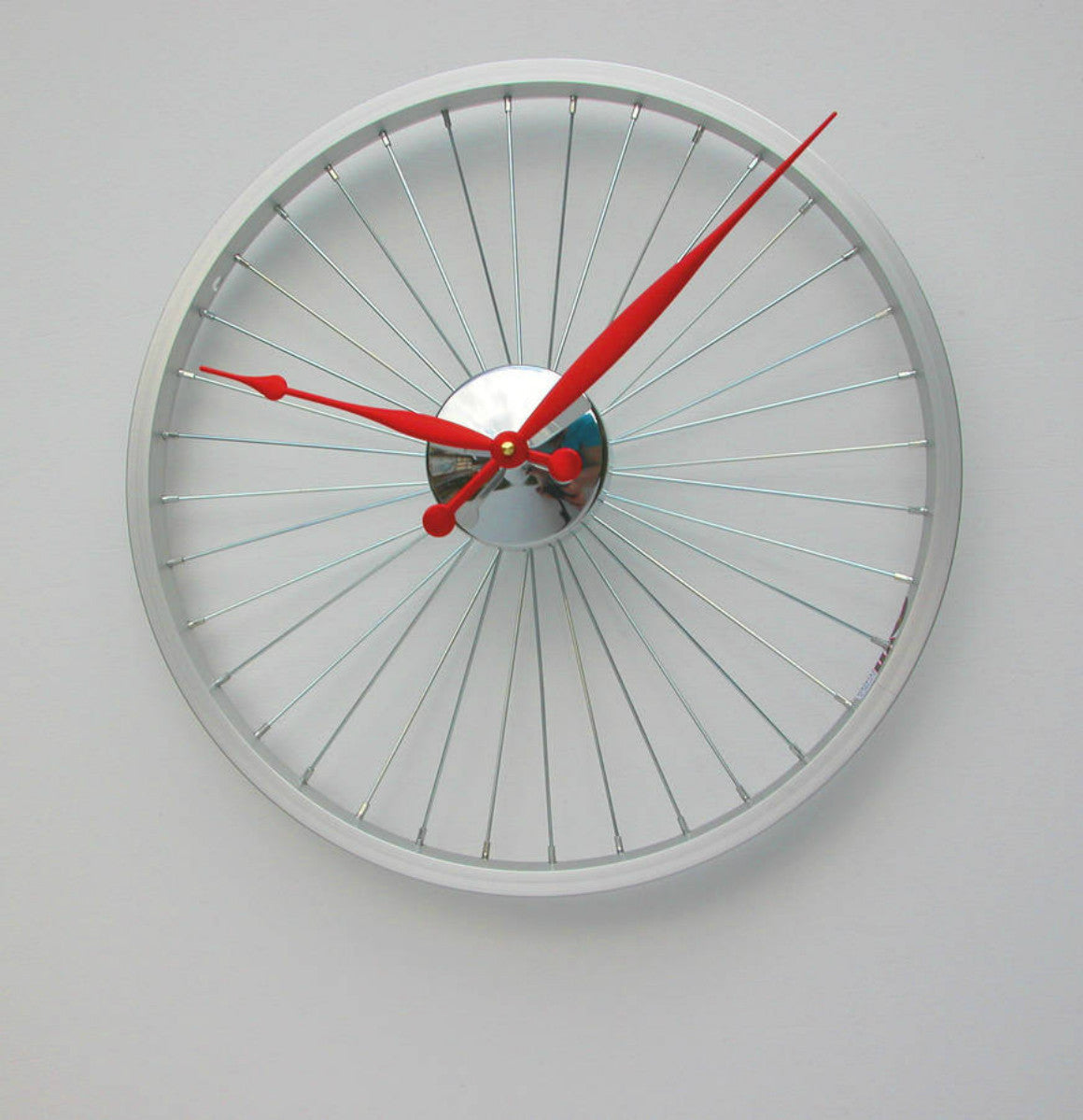 Bike wheel clock small Red