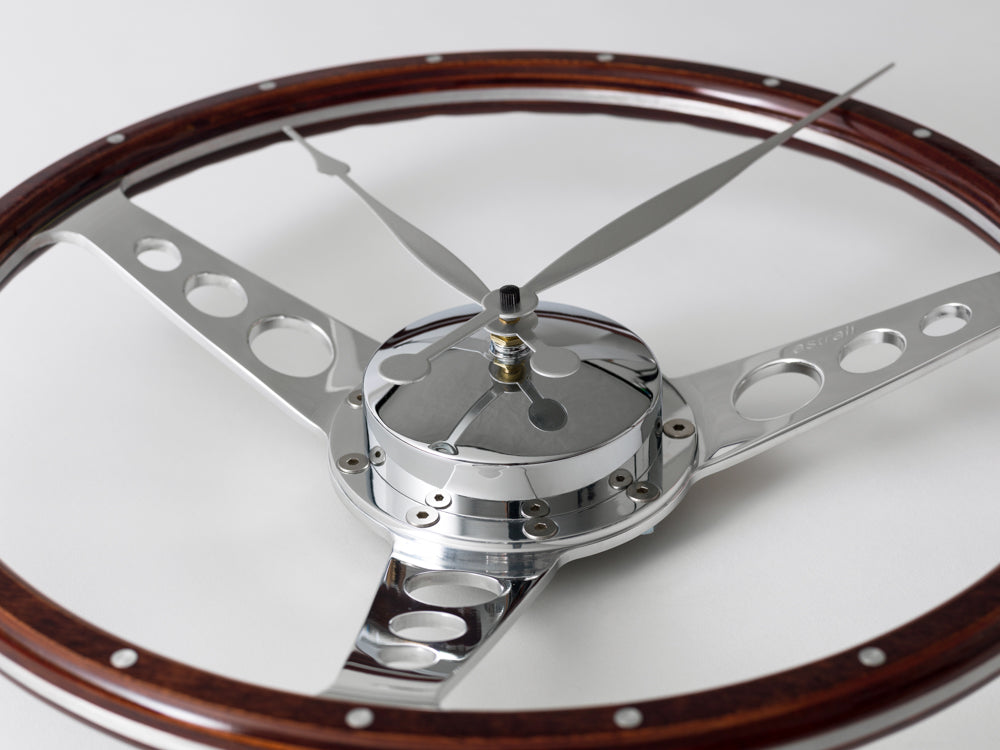 Classic car polished wooden steering wheel clock
